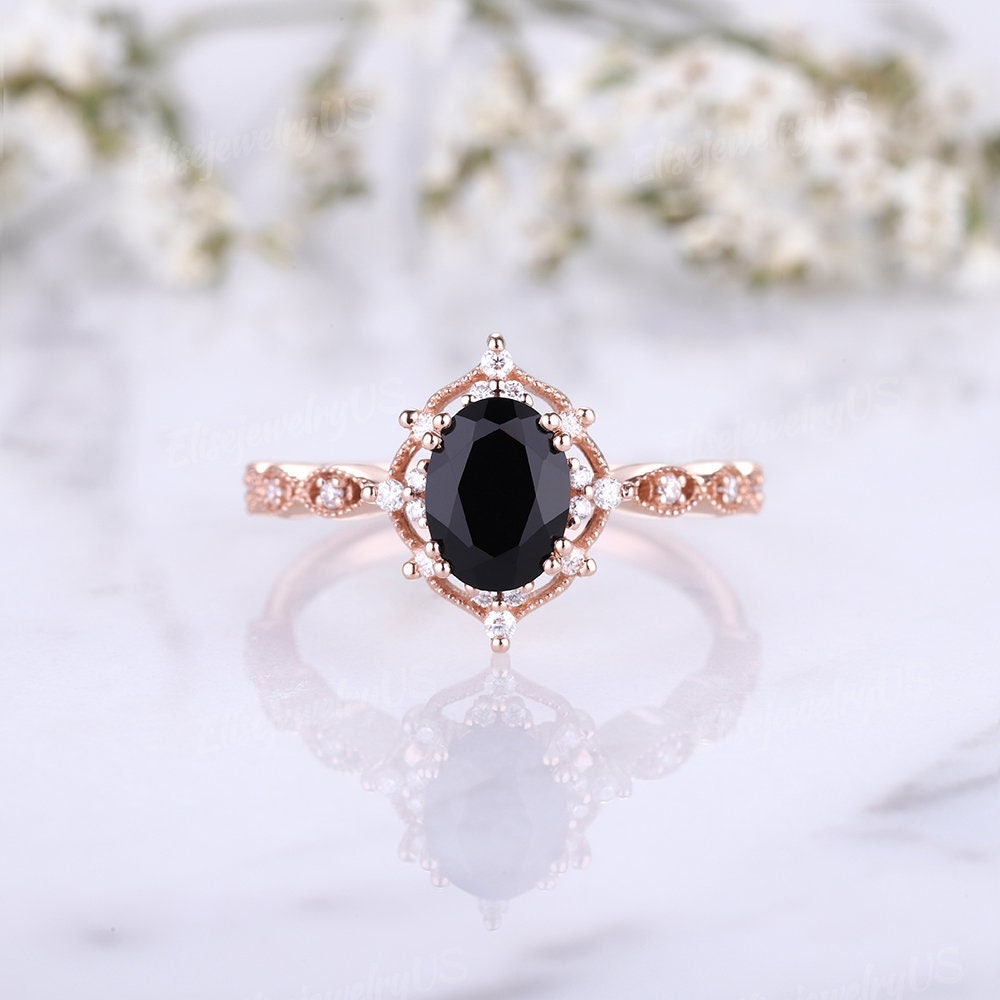 Zierliche Oval Cut Schwarzer Onyx Verlobungsring Einzigartiger Ehering Rosegold Moissanite Cluster Jahrestag Versprechen Ring Für Sie von EliseJewelryUS