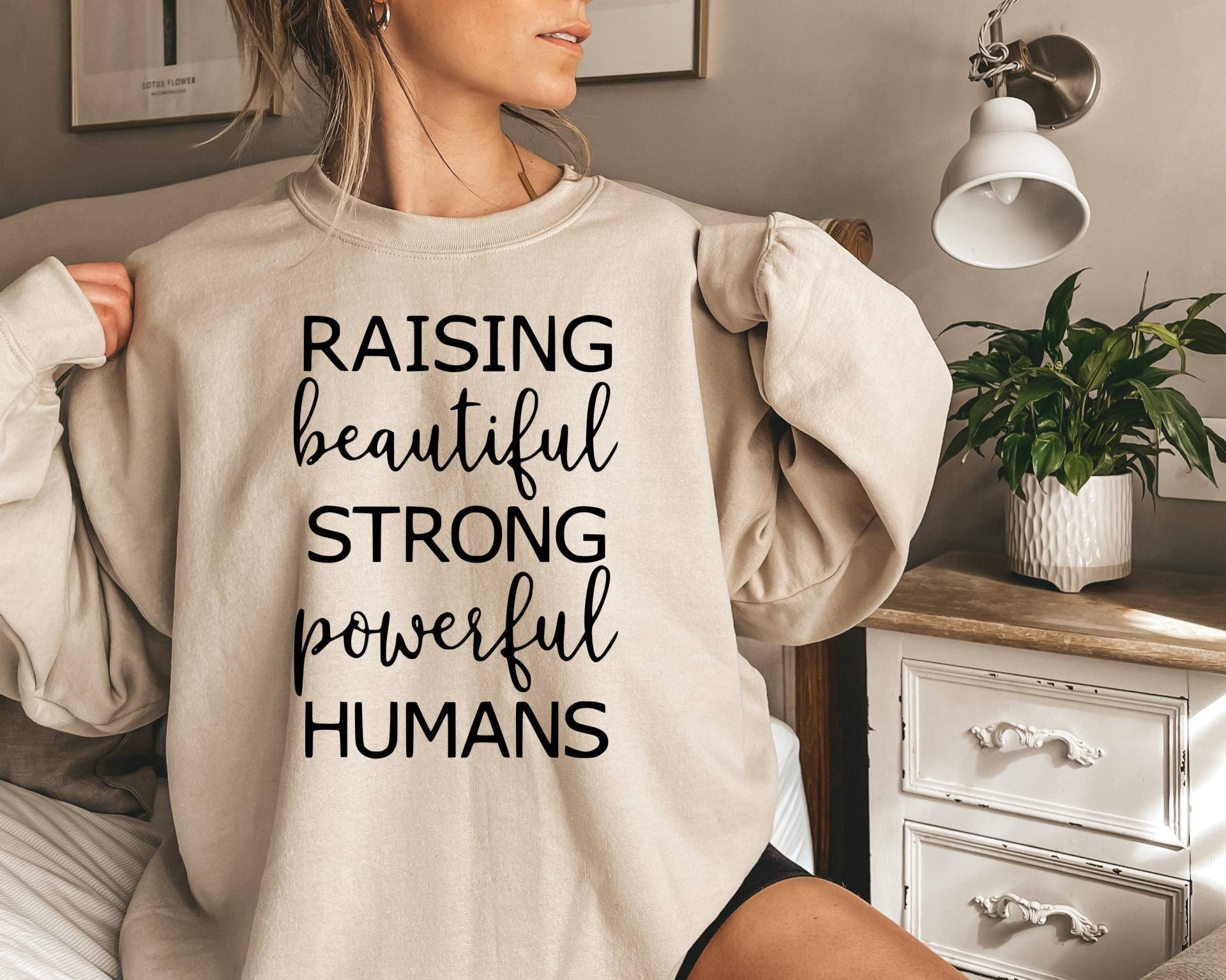 Schöne Starke Menschen Sweatshirt Aufziehen, Schöne Für Mama, Geschenke Mama von ElitDesignUS
