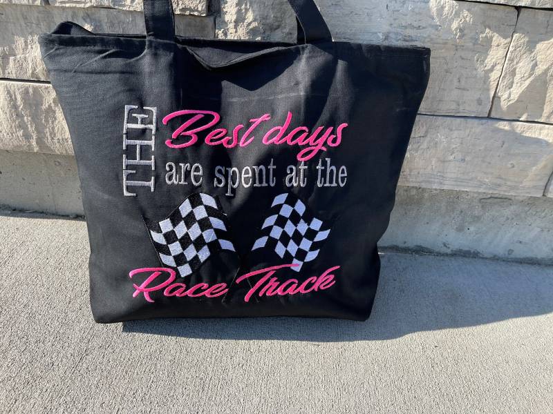 Beste Tage Rennstrecke Beste Tage Rennstrecke von EliteEmbroideryShop