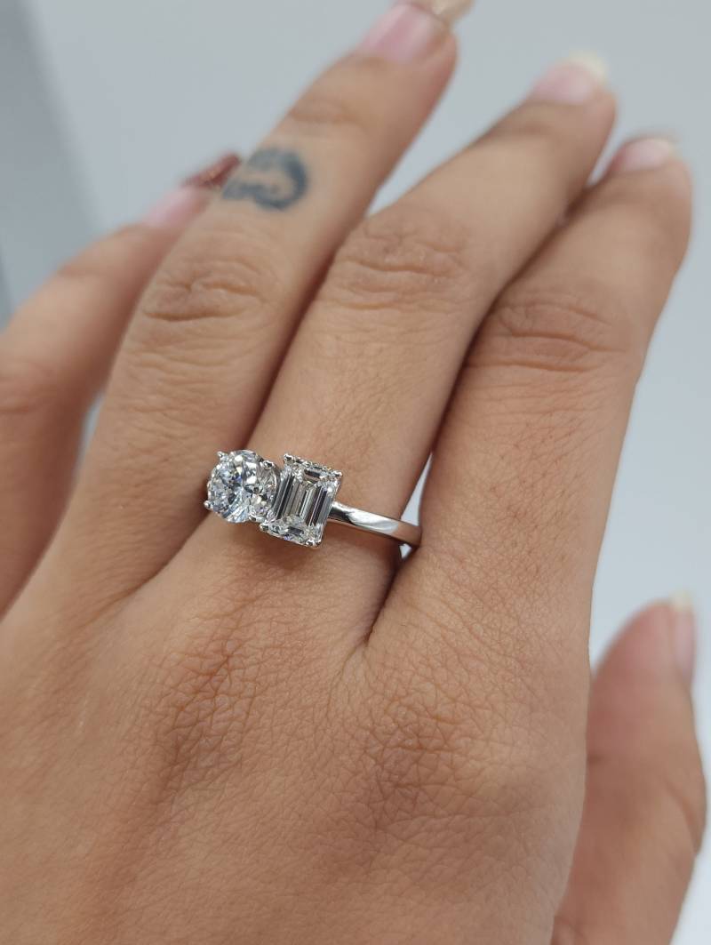 1, 90 Ct Diamantring, 14K Gold 2 Stein Smaragdschliff & Runder Laborgewachsener Diamantring von ElizabethJewelryInc