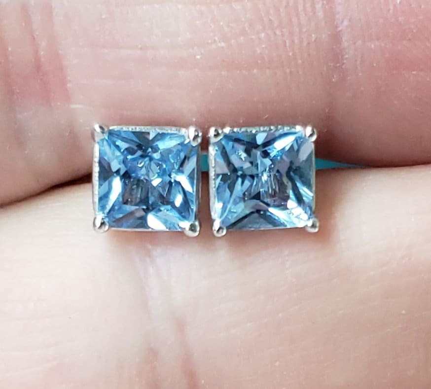 14Kt Gold Aquamarin Ohrringe, Quadrat Prinzessin Ohrstecker, März Geburtsstein Ohrringe von ElizabethJewelryInc