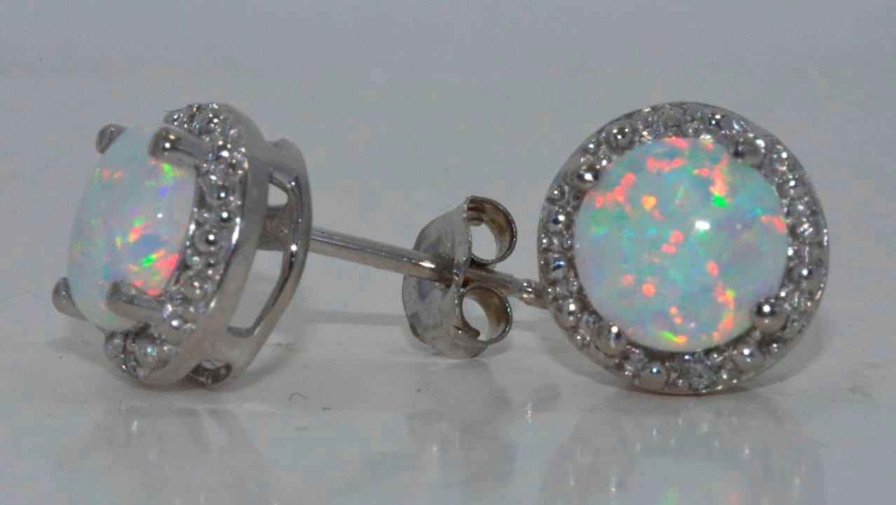 14Kt Gold Opal Ohrringe, Diamant Ohrstecker, Oktober Geburtsstein Ohrringe von ElizabethJewelryInc