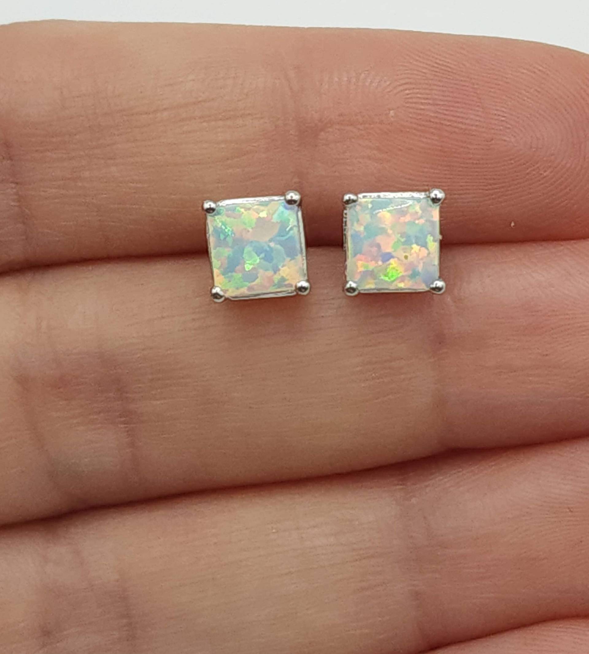 14Kt Gold Opal Ohrringe, Ohrstecker, Princess Cut Quadrat Ohrringe Oktober Birthstone von ElizabethJewelryInc