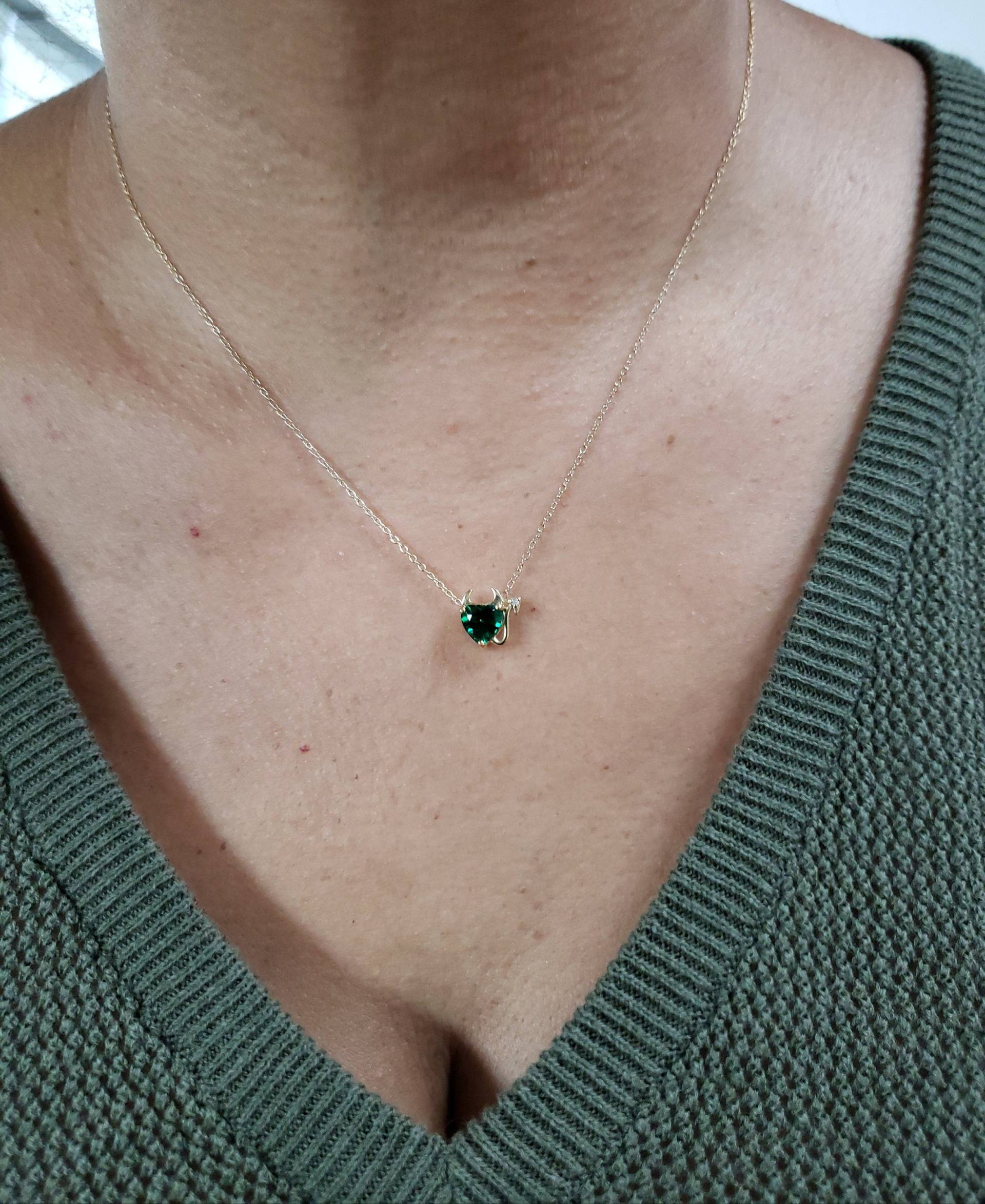14Kt Gold Smaragd Halskette, Diamant Anhänger, Herz Teufel Mai Birthstone Halskette von ElizabethJewelryInc
