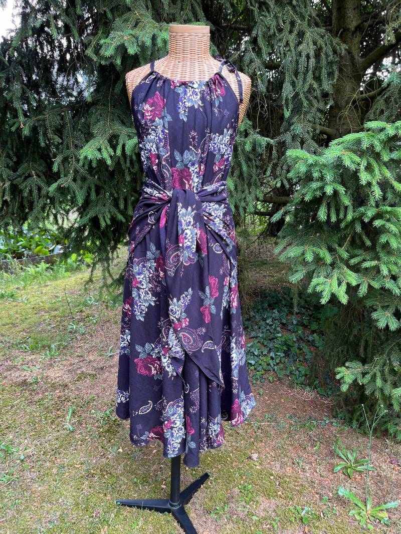 Maxikleid , Neckholder Mit Xxl Dreieckstuch Zum Verwandeln von ElkeBettinDesign