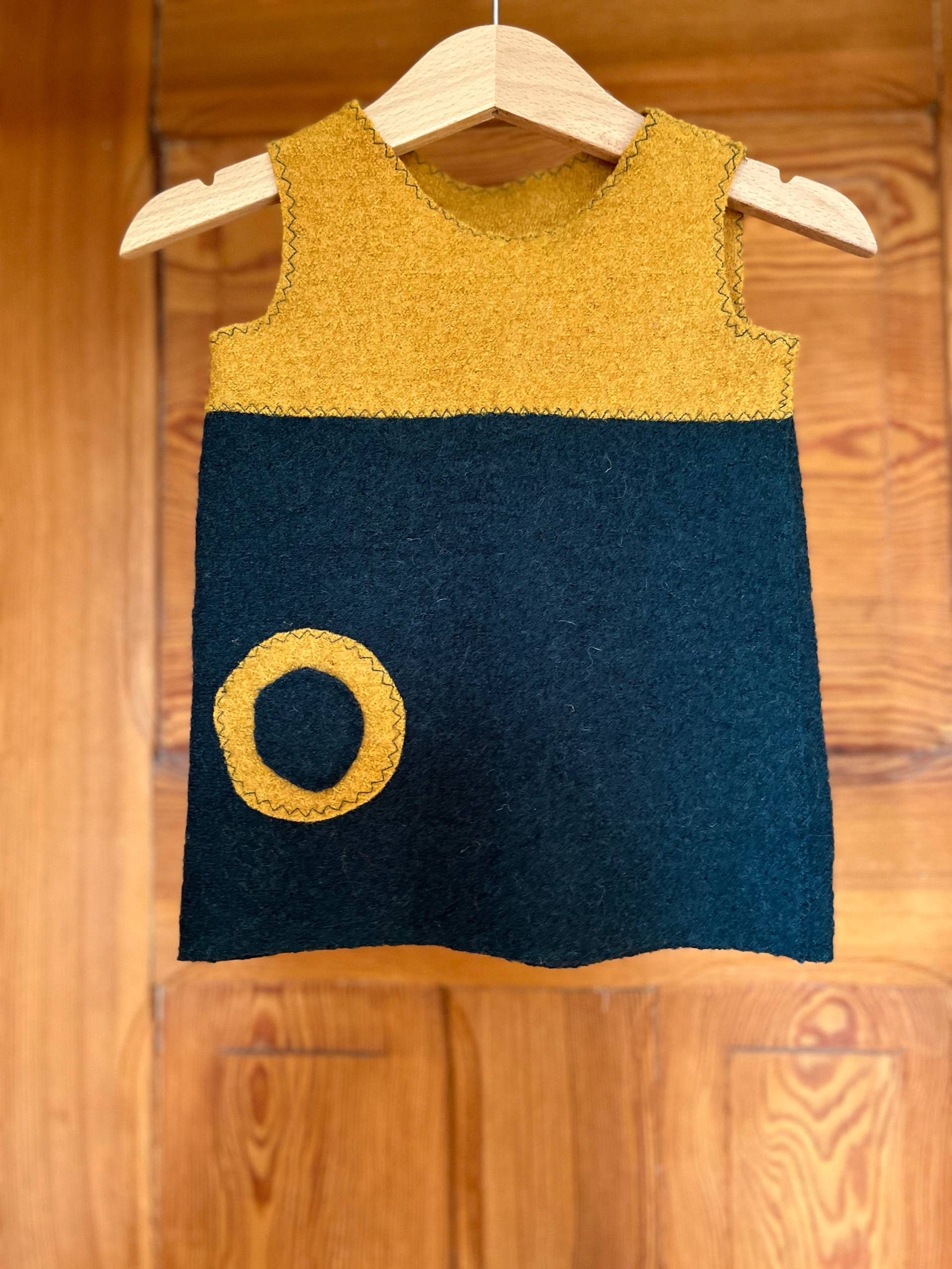 Walklodenkleid, Wollkleid, Mitwachskleid, Spielkleid, Strickleid, Feenkleid von ElkeBettinDesign