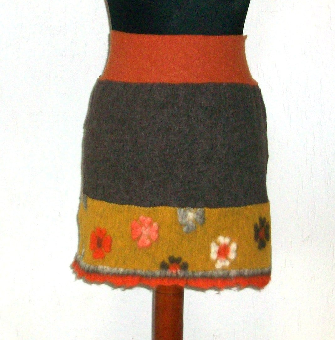 Wollrock-Walklodenrock Blume von ElkeBettinDesign