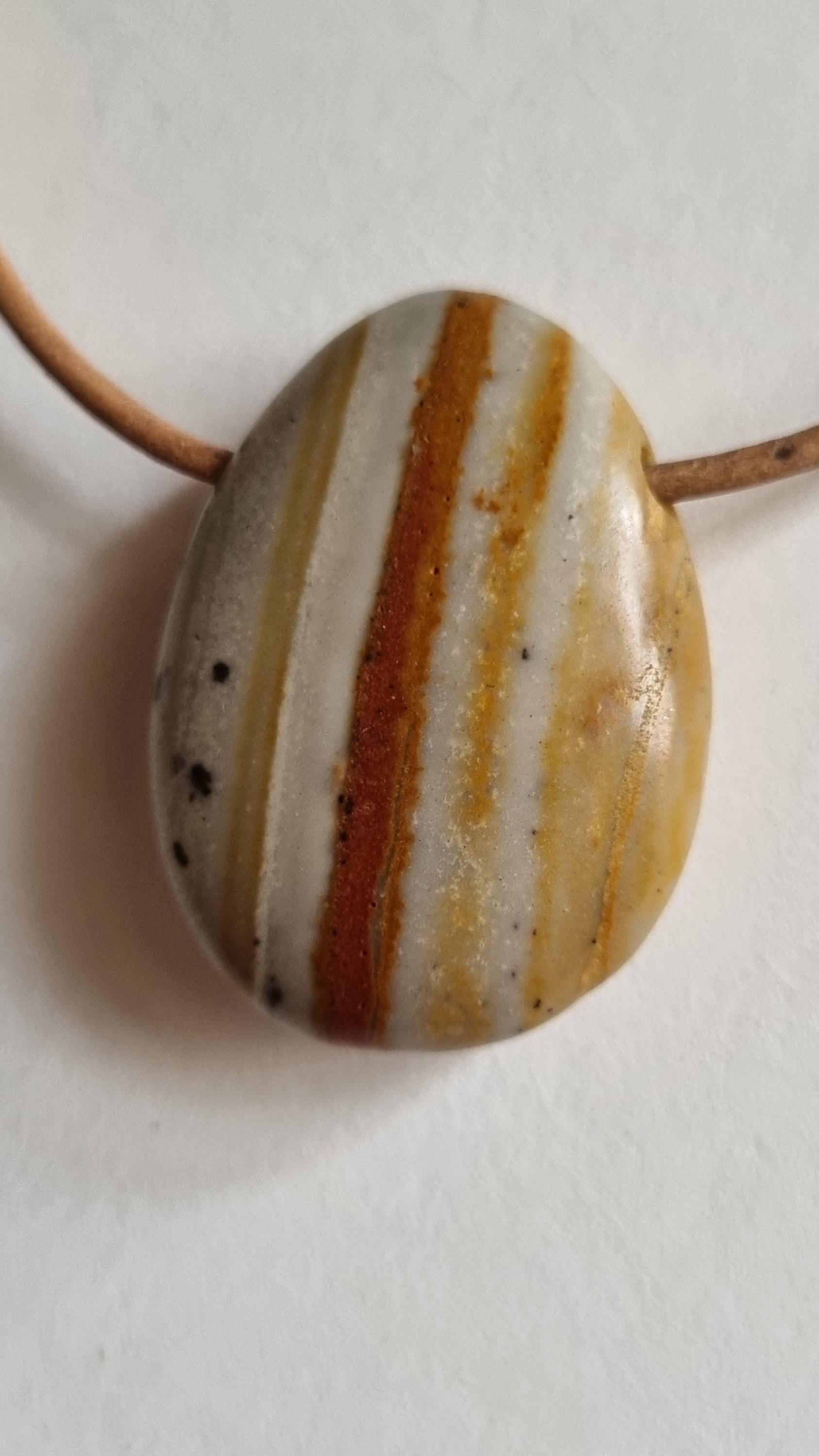 Abendrot-Rhyolith Mit Lederband von ElkesEdelsteinstube