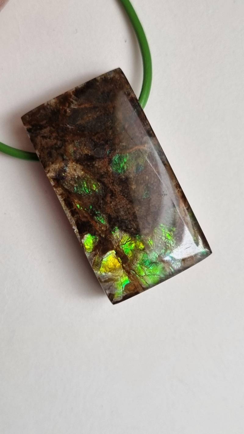 Ammolith Mit Lederband von ElkesEdelsteinstube