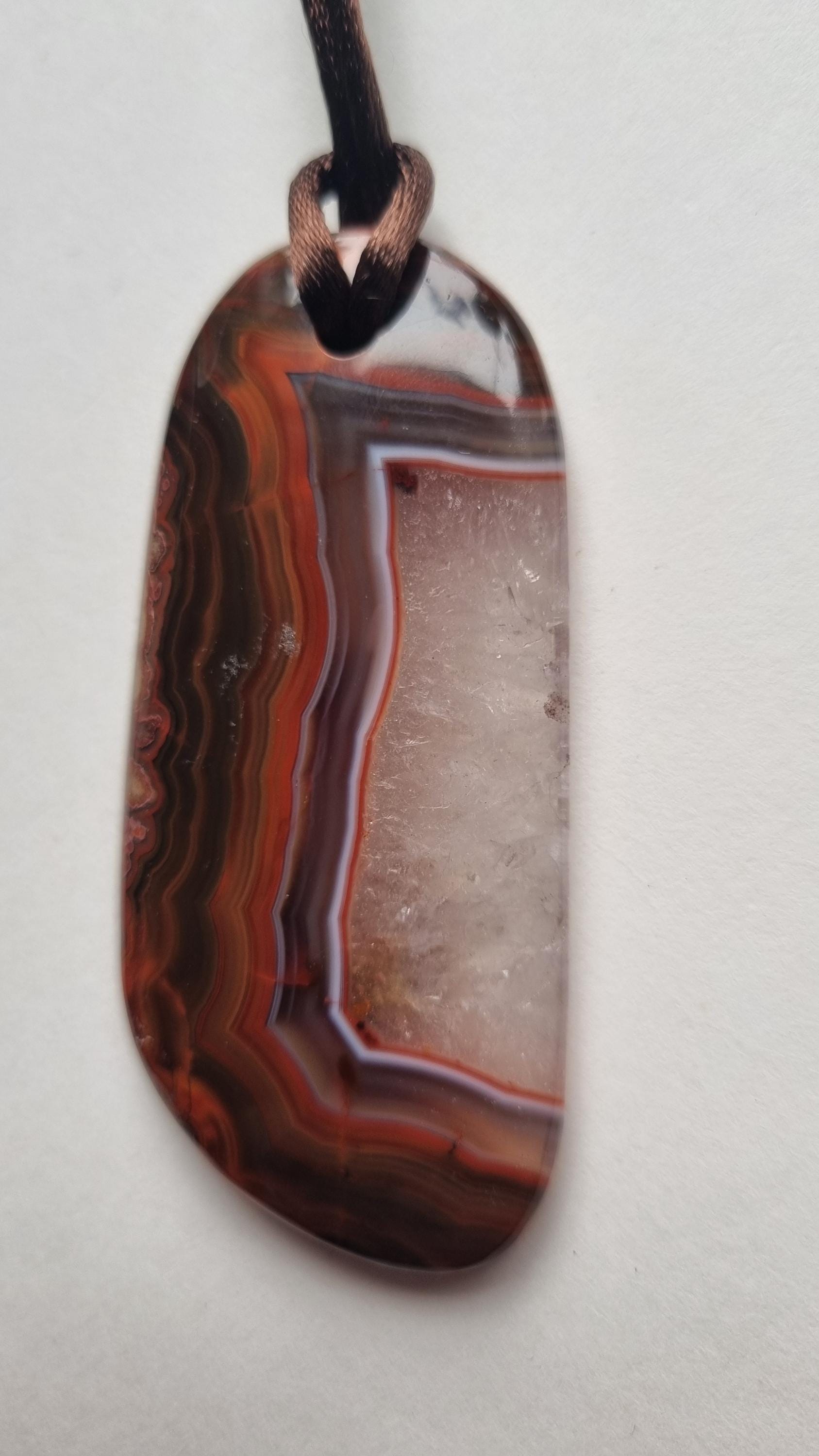 Condor-Achat Mit Seidenkordel, Groß Und Wunderschön von ElkesEdelsteinstube