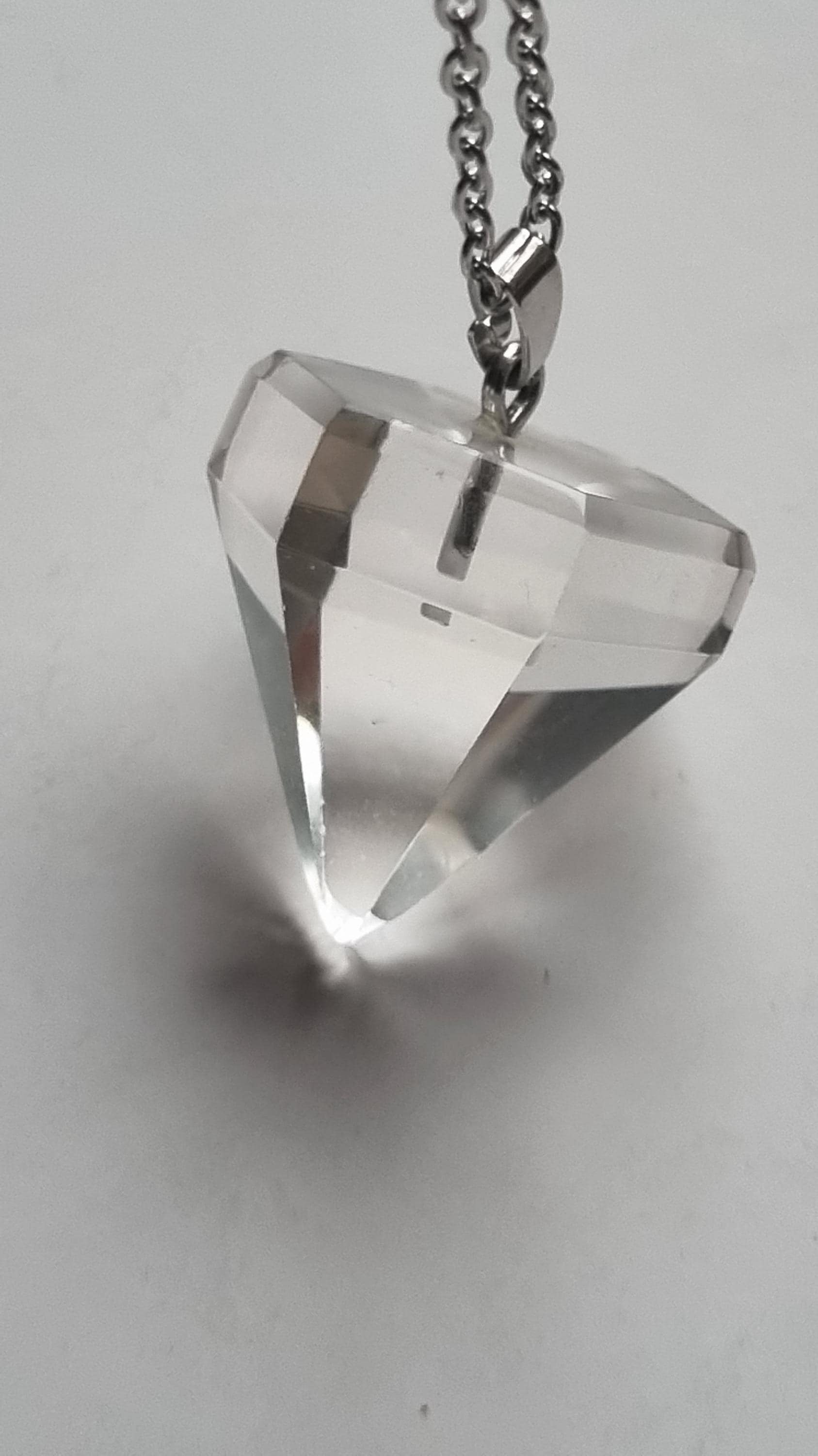 Facettierter Bergkristall-Anhänger Mit Gratis-Kette von ElkesEdelsteinstube