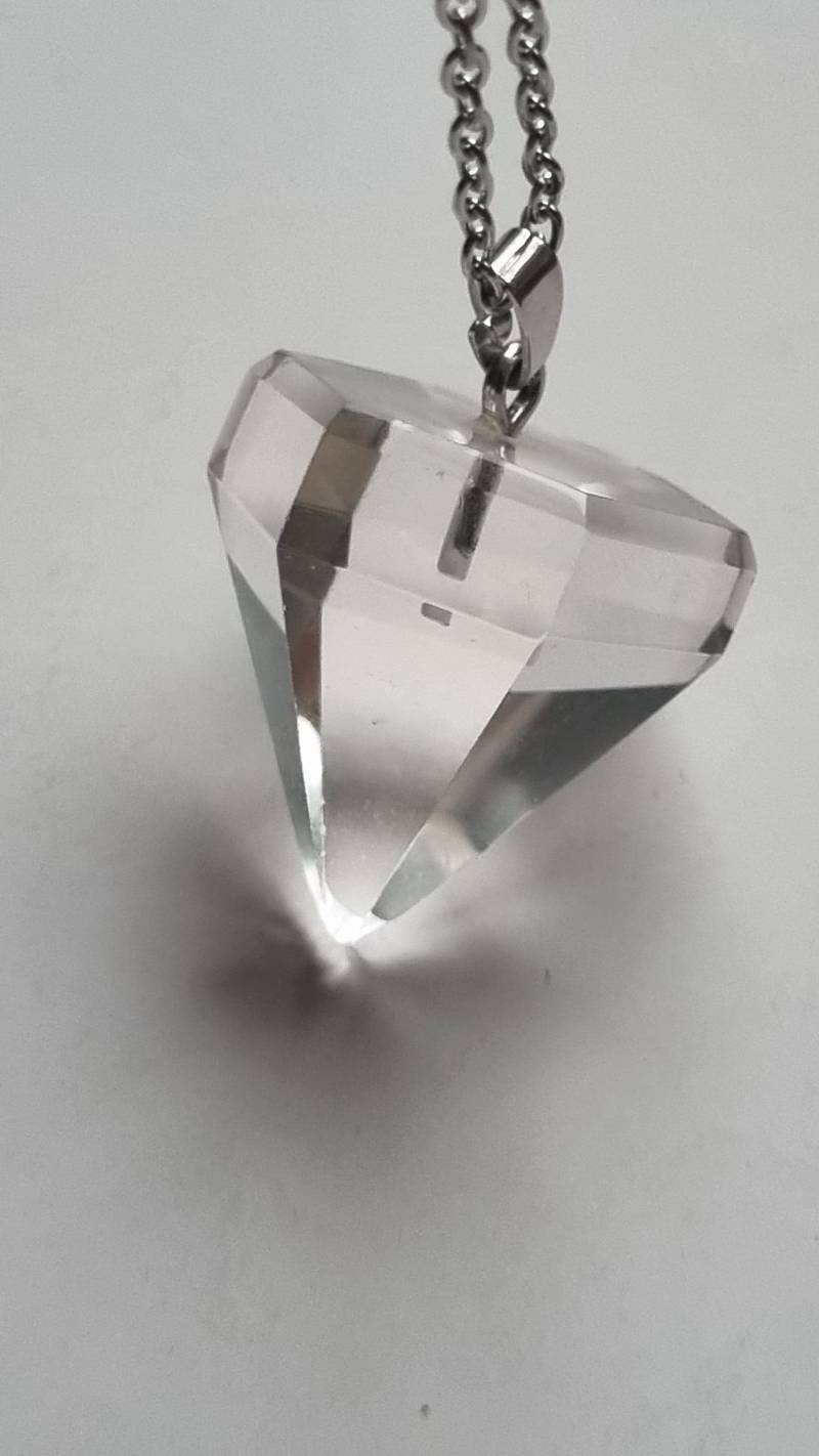 Facettierter Bergkristall-Anhänger Mit Gratis-Kette von ElkesEdelsteinstube