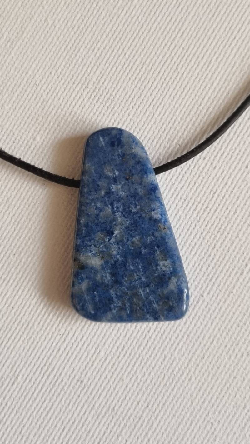 Lapislazuli Mit Lederband von ElkesEdelsteinstube