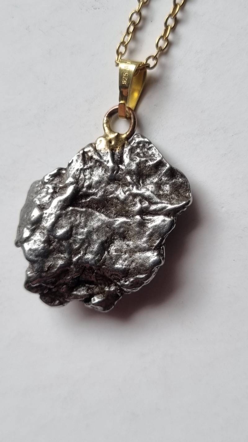Meteorit Anhänger Mit Gratis-Kette von ElkesEdelsteinstube