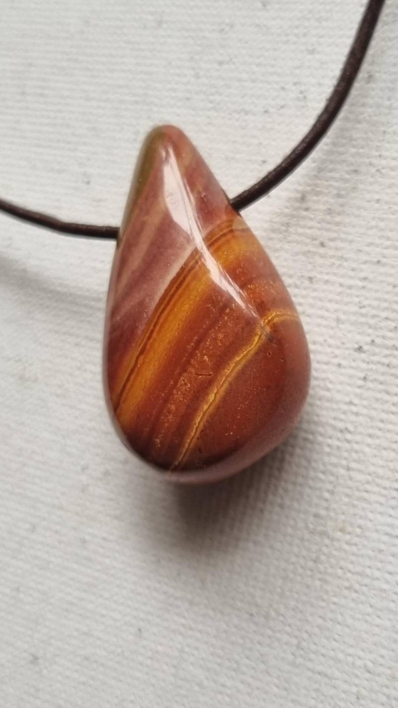 Polychrom-Jaspis Mit Lederband von ElkesEdelsteinstube