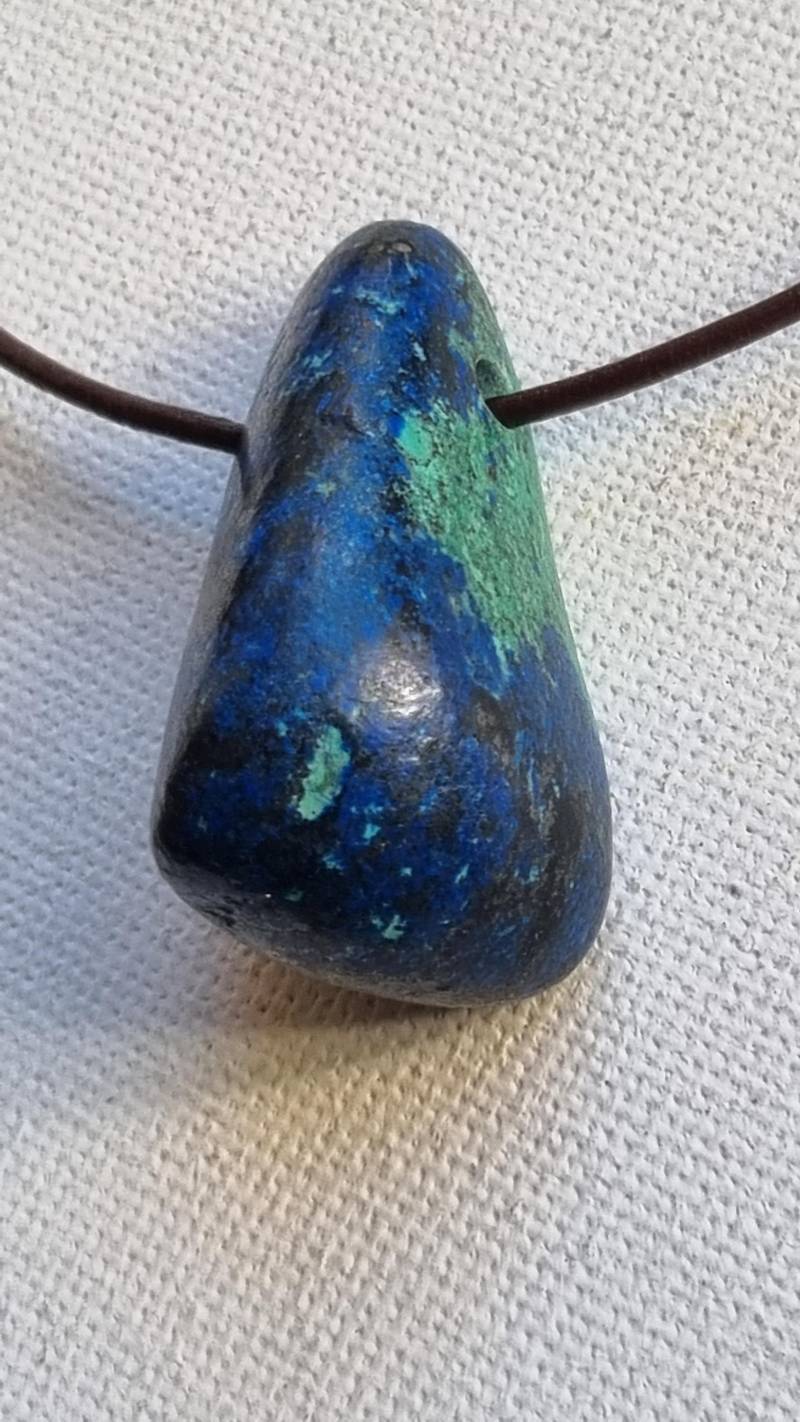 Wunderschön, Azurit-Malachit Mit Lederband von ElkesEdelsteinstube