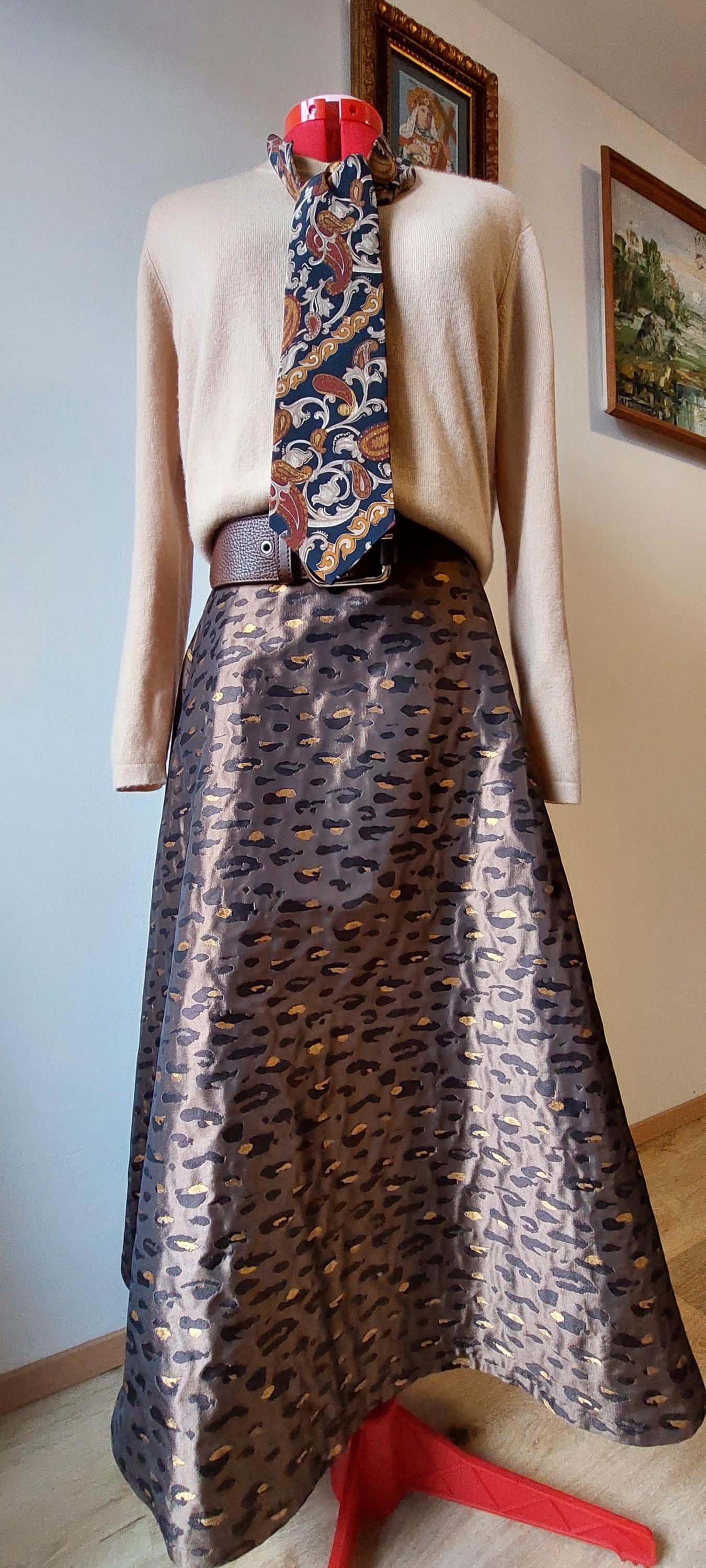 Elegant Leopard Jacquard Flared Skirt. Size M Elegant Leopard Jacquard Flared Skirt. Size M von ElkoraDesign