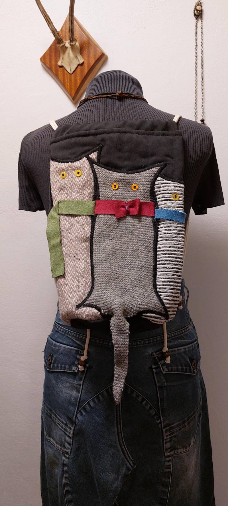 Cat Appliqué Wool Backpack | Handmade Quilted Bag Unique Gift For Lovers, Kids & Adults von ElkoraDesign