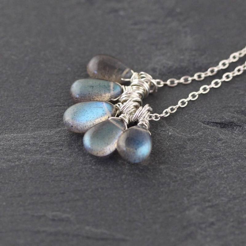 Labradorit Cluster Anhänger in Sterling Silber, 14Kt Gold Oder Rosegold Filled, Aaa Blue Flash Edelstein Halskette, Wire Wrapped Boho Schmuck von EllaArtisanJewellery