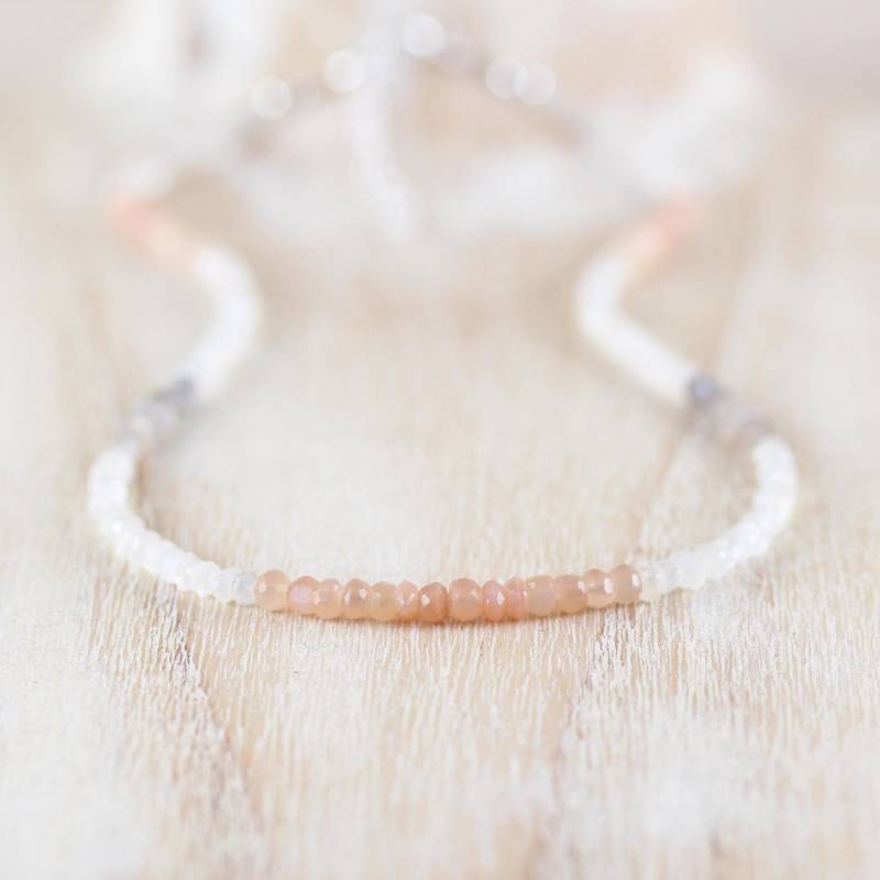 Ombre Mondstein Perlen Halskette in Sterling Silber, 14Kt Gold Oder Rose Filled, Pfirsich, Grau & Weiß Mehrfarbiger Edelstein Halsband Für Frauen von EllaArtisanJewellery