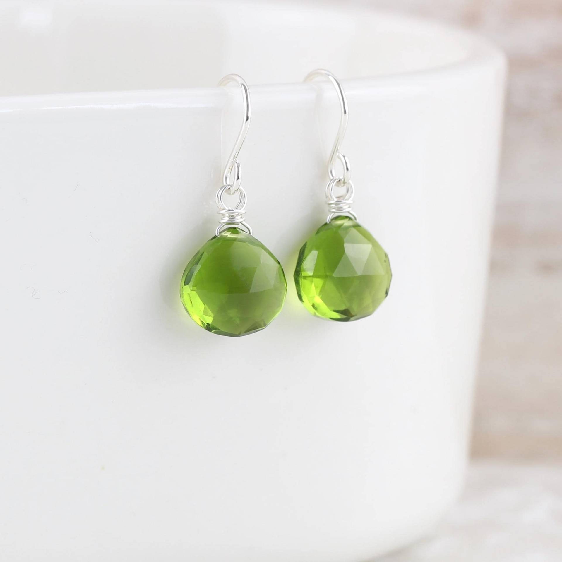 Peridot Quarz & Sterling Silber Ohrringe, Draht Gewickelt Kristall Facettierte Brioletten, Grüner Halbedelstein Schmuck Für Frauen, Mama von EllaArtisanJewellery