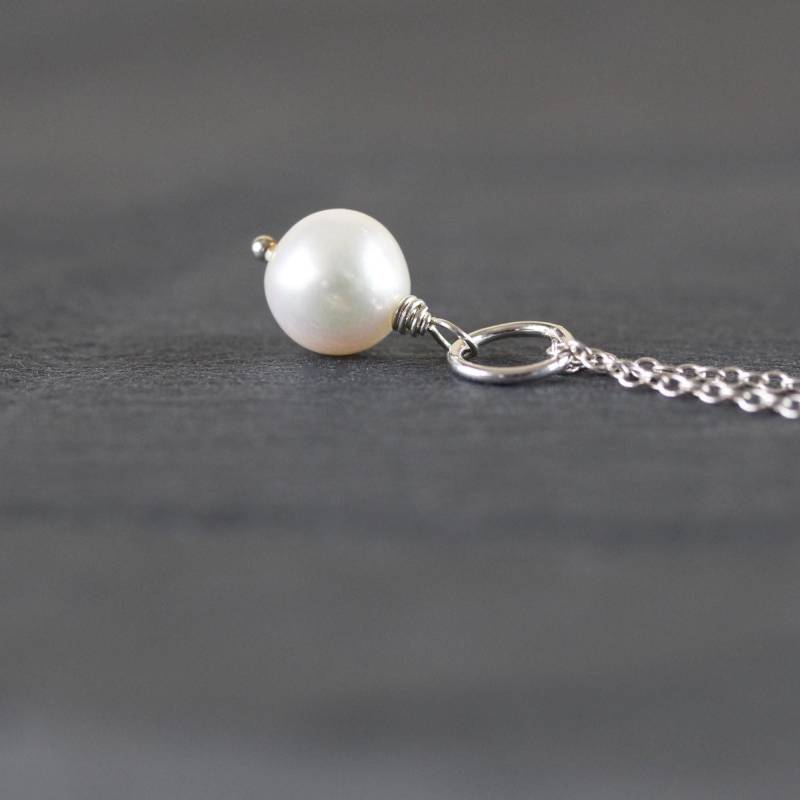 Süßwasser-Perle Anhänger in 925 Sterling Silber, 14Kt Gold Oder Rose Fill, Naturweiß 10 Mm Runde Perlen-Halsketten-Charme, Baumeln von EllaArtisanJewellery