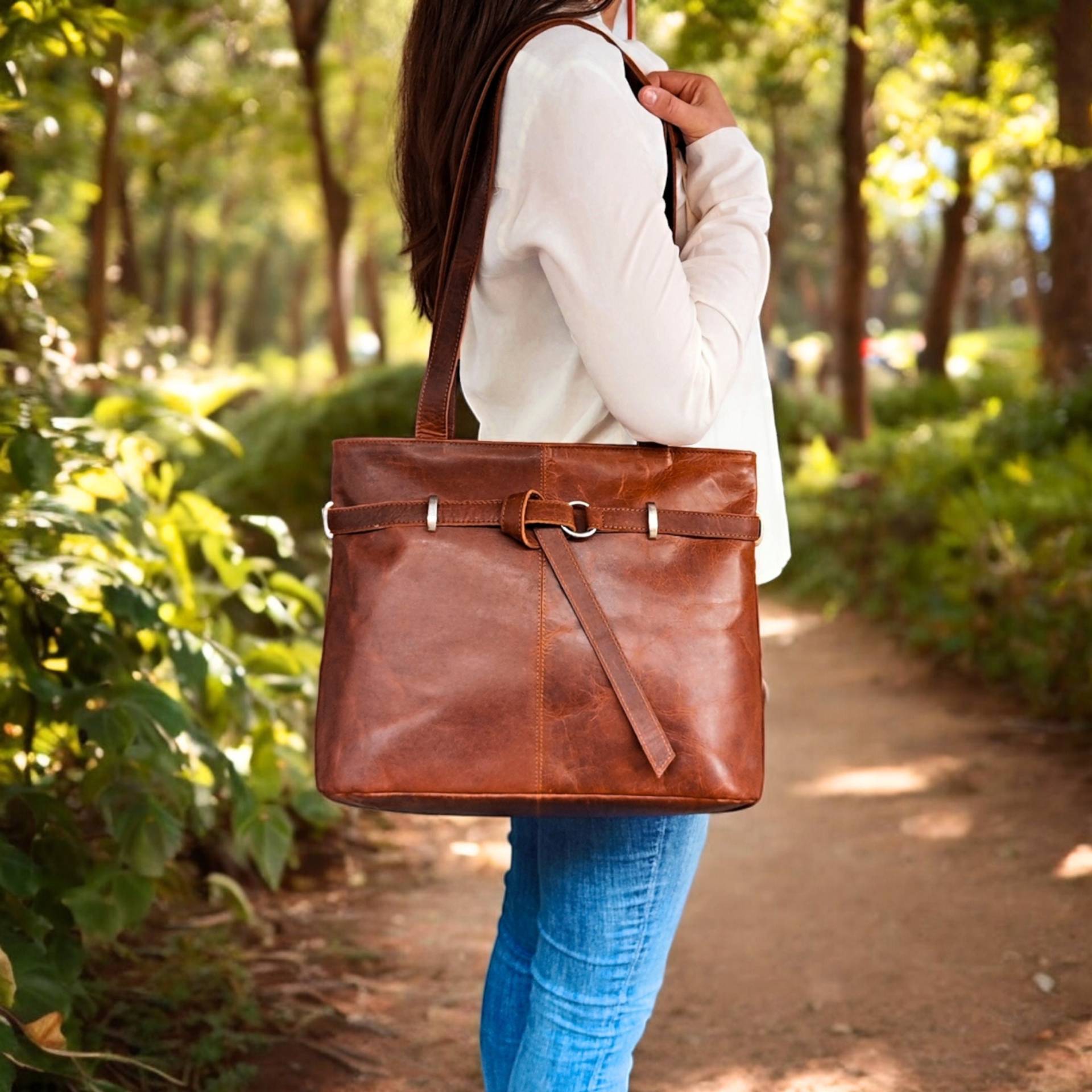 Große Echtledertasche, Schultertasche Damen, Braune Handtasche, Ledertasche, Geschenkidee Muttertag, Geschenk Freundin, Ehefrau, Geburtstag von EllaEisvogel