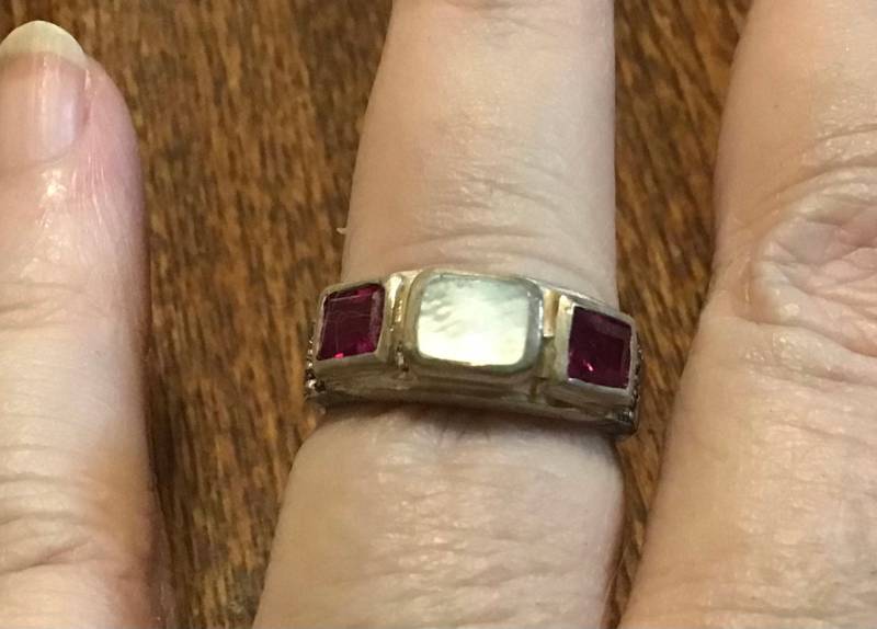 Sterling Markasite Perlmutt Rot Stein Ring Gr. 6 von EllaJanesThings