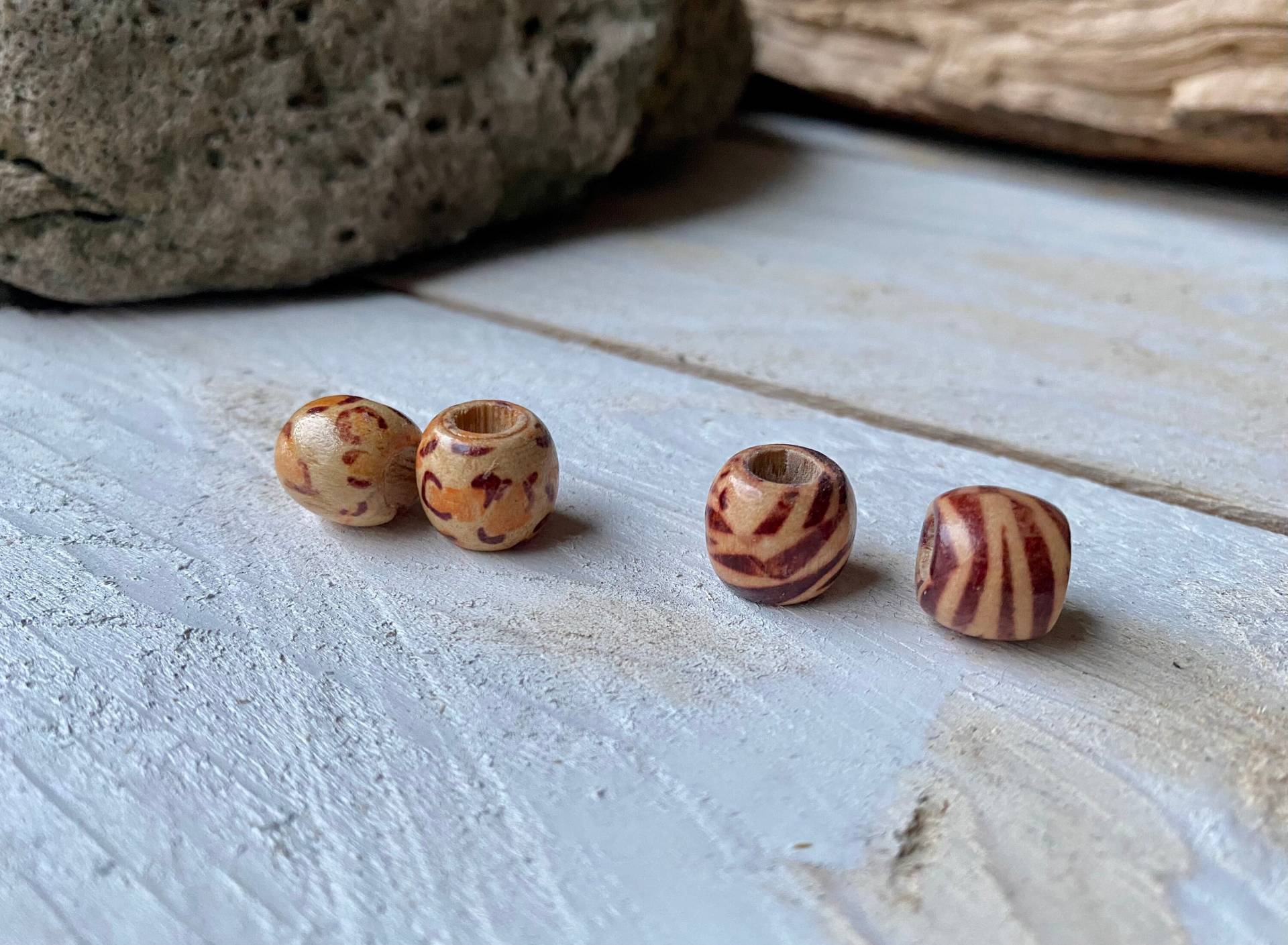 Dreadschmuck Kleine Holz-Perlen Paare Wild Mit Zebra Und Leoparden Muster Dreadlocks Beads, Dreadlock Accessoires von EllaMinella