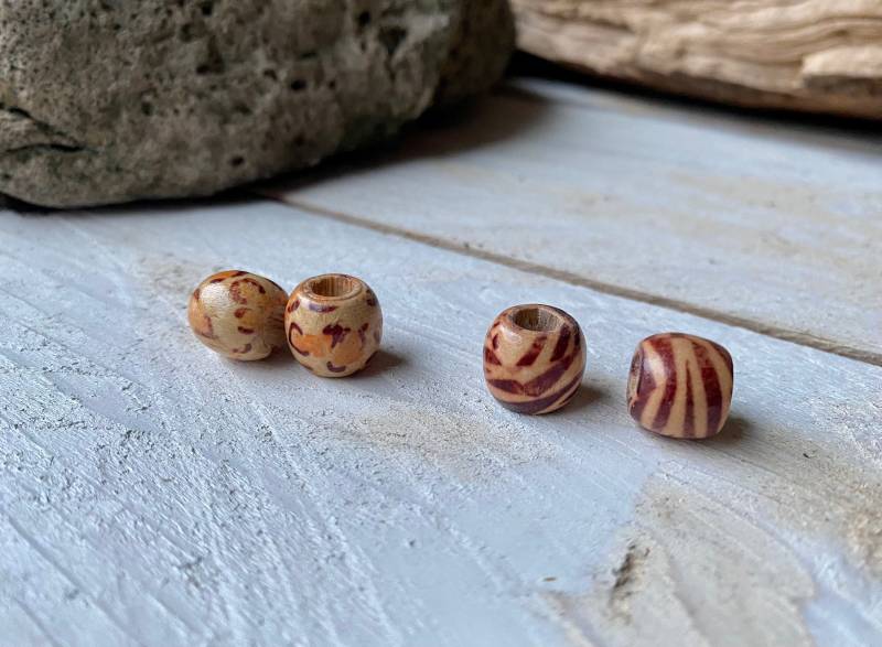 Dreadschmuck Kleine Holz-Perlen Paare Wild Mit Zebra Und Leoparden Muster Dreadlocks Beads, Dreadlock Accessoires von EllaMinella