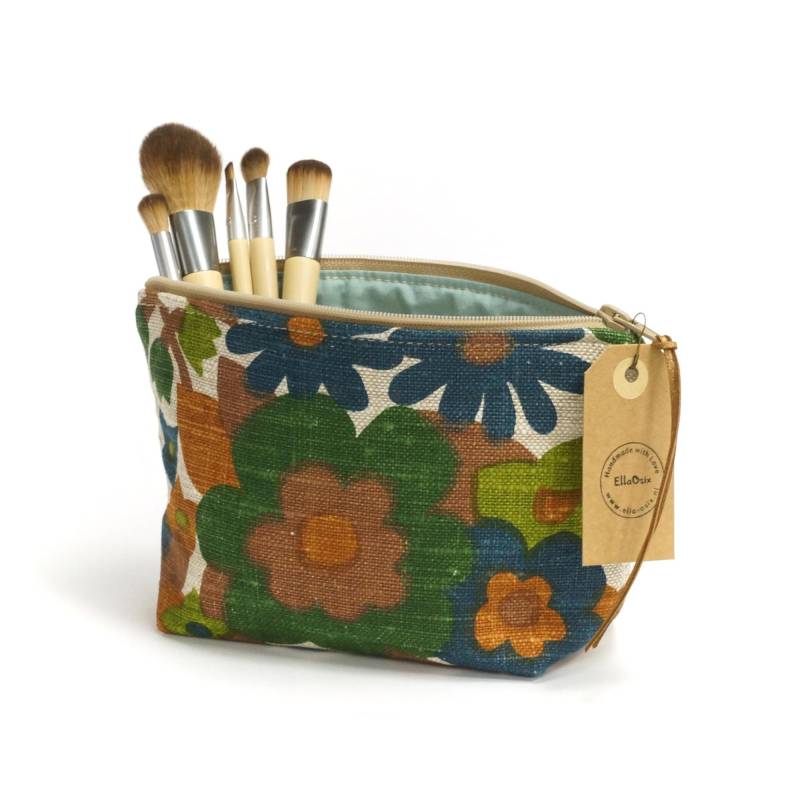 Vintage Florale Kosmetiktasche Handgemachte Kosmetiktasche Aus Stoff Vintage Florale Kosmetiktasche Handgemachte Kosmetiktasche Aus Stoff von EllaOsix