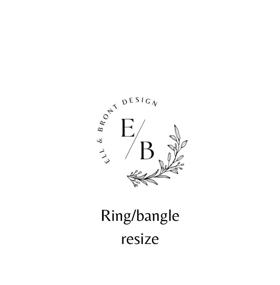 Ring/Armreif Änderungsgebühr Ring/Armreif Änderungsgebühr von EllandBrontDesign
