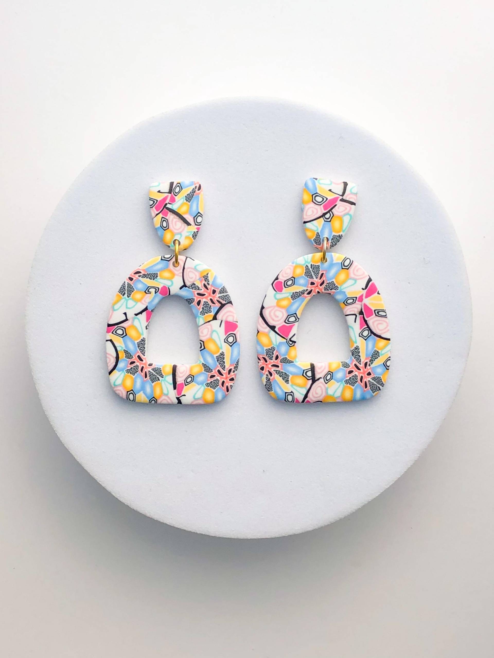 Helle Bunte Ohrringe Für Frühling, Sommer Schmuck Sie, Kaleidoskop Design, Empfindliche Ohr, Leichte Handgemachte Polymer-Ton von ElleBeeClay