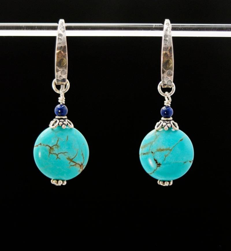 Türkis Ohrringe Mit Lapis Lazuli 925 Sterling Silber | Gefärbter Aqua Howlith Hellblauer Schmuck Handgefertigt von ElleBernardGems