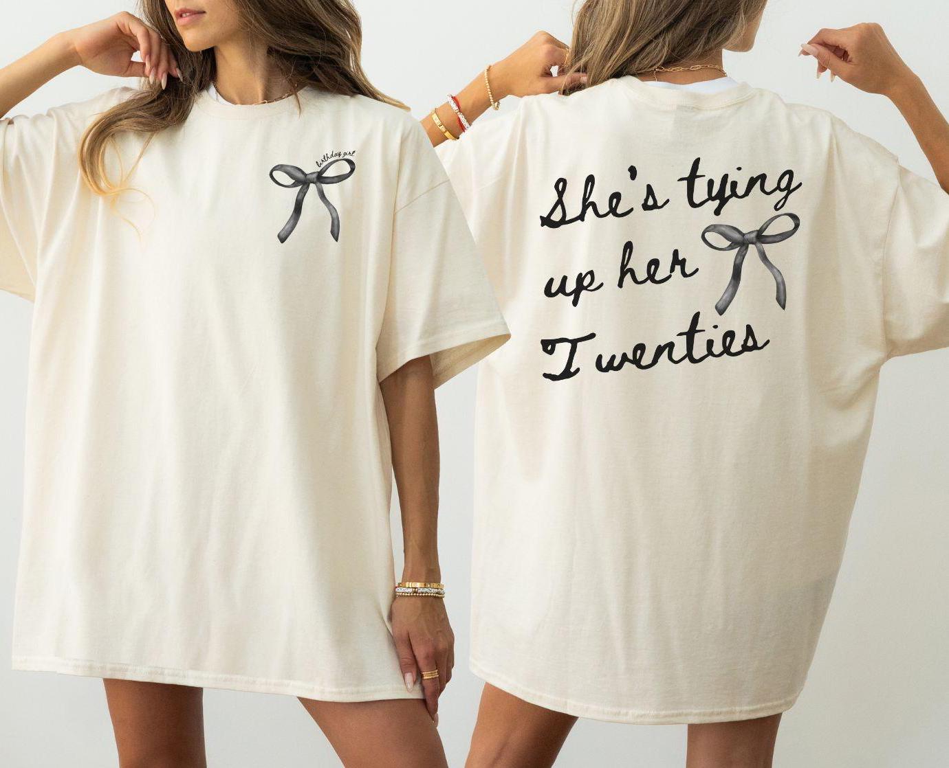 30Th Birthday Shirt, Tying Up Her Twenties Shirts, Bow Aesthetic, Gift, Comfort Color T-Shirts, Thirty Brunch von EllenPlnts