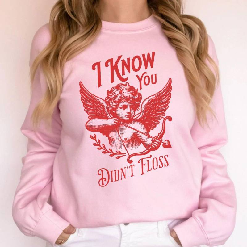 Dental Valentines Sweatshirt, Dental Office Day Shirt, Hygienist Assistant, Gift For Assistant, Dentist Valentine Sweatshirt von EllenPlnts