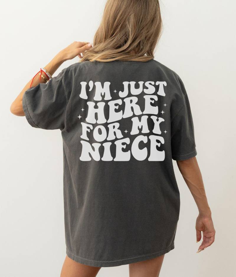 Im Just Here For My Niece Shirt, New Future Aunt, Aunt Life Clothing, Auntie Shirt, Birthday Gift, Sister Gifts, Shirt von EllenPlnts