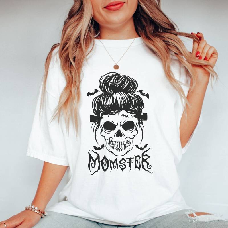 Momster Shirt, Funny Mom Halloween Trendy Skull Tshirt, Skeleton Trick Or Treat Fall von EllenPlnts