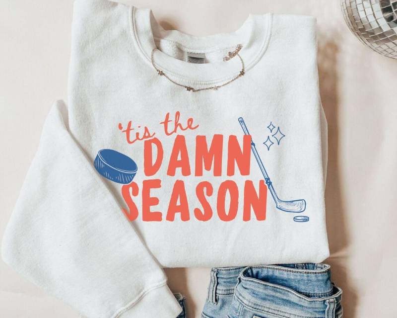 Tis The Damn Season Sweatshirt, Ice Hockey Sweatshirt, Sweater, Mom Crewneck, Gift For Player von EllenPlnts
