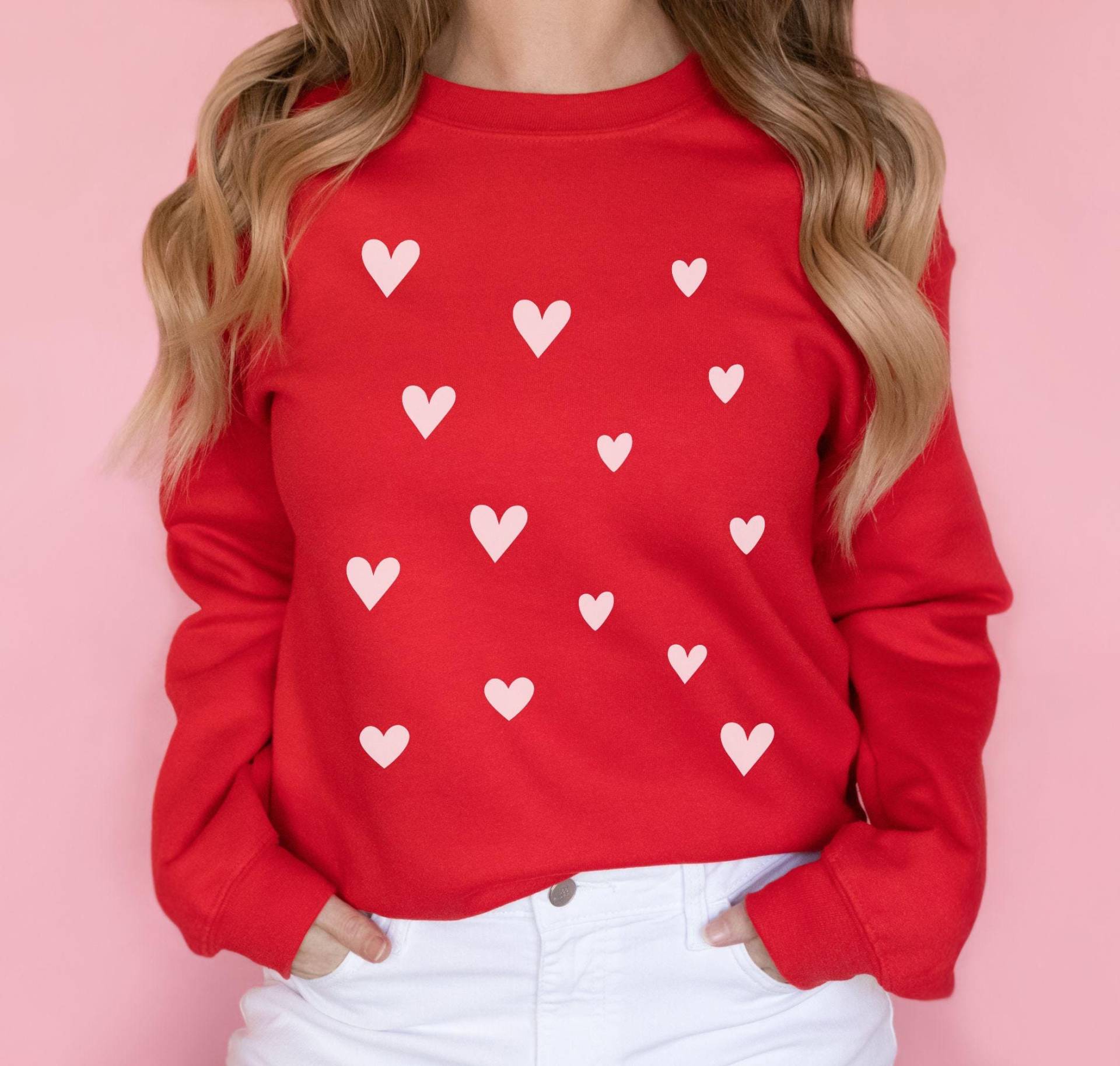 Valentines Day Sweatshirt, Heart Crewneck, Simple Hearts Sweater, Cute V-Day Minimalistic Sweatshirt von EllenPlnts