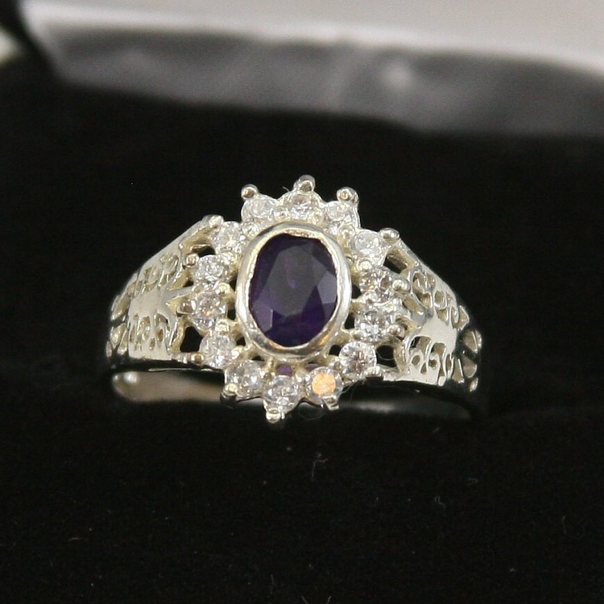Vintage Amethyst Sterling Silber Ring 925 von EllieBsBoutiqueTN