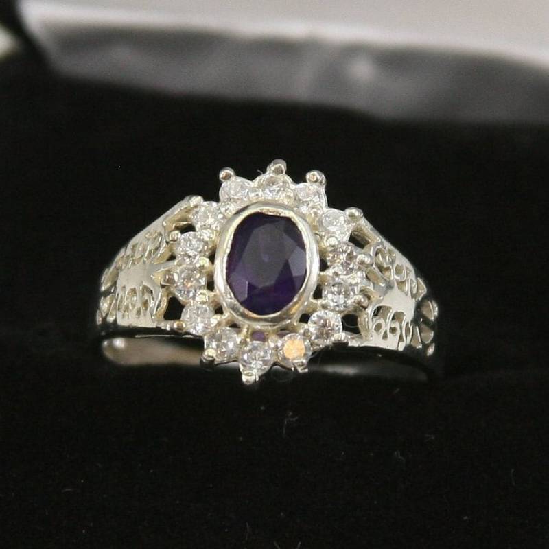 Vintage Amethyst Sterling Silber Ring 925 von EllieBsBoutiqueTN