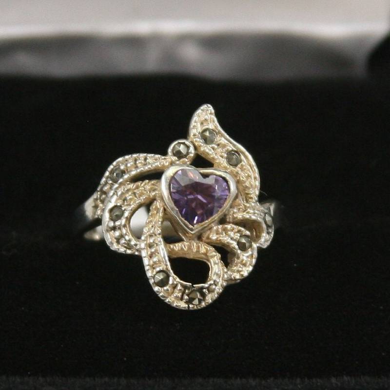 Vintage Amethyst & Markasit Sterling Silber Ring 925 von EllieBsBoutiqueTN