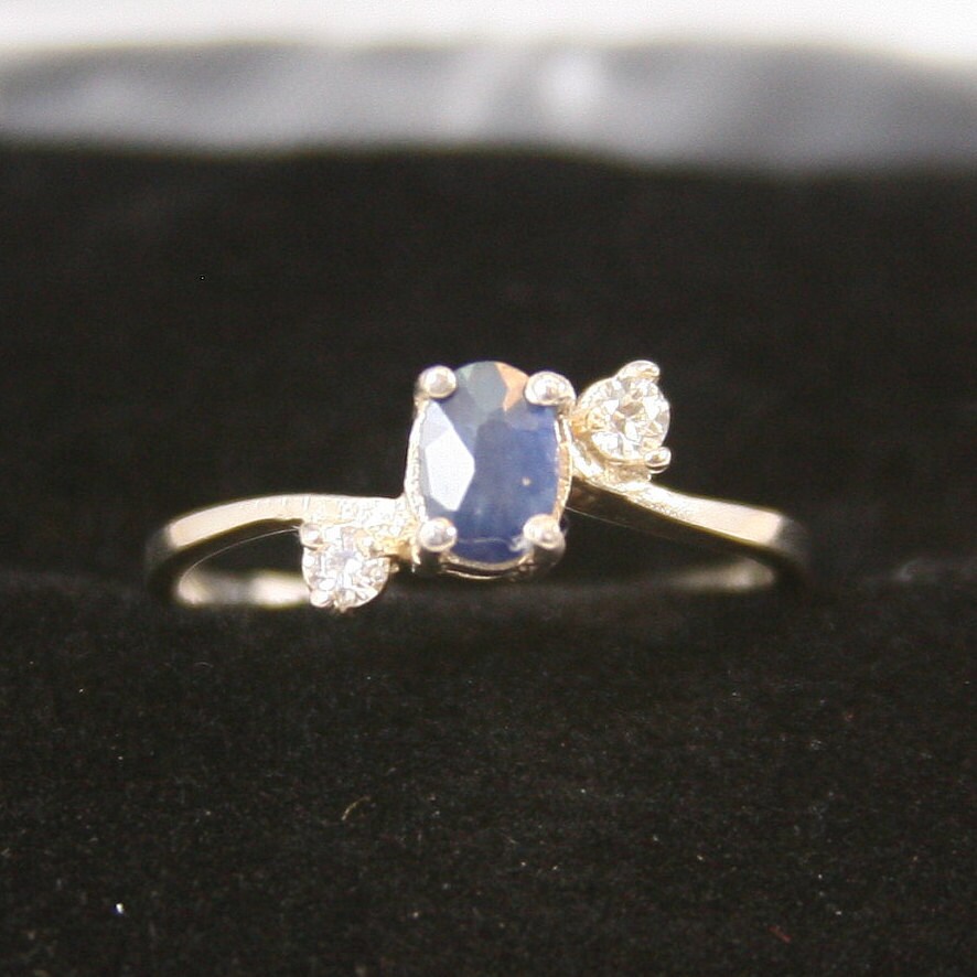 Vintage Sterling Silber Ring 925 Saphir Stein von EllieBsBoutiqueTN