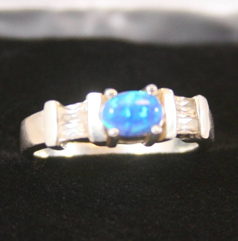 Vintage Sterling Silber Ring 925 Simulierter Opal Und Zc von EllieBsBoutiqueTN