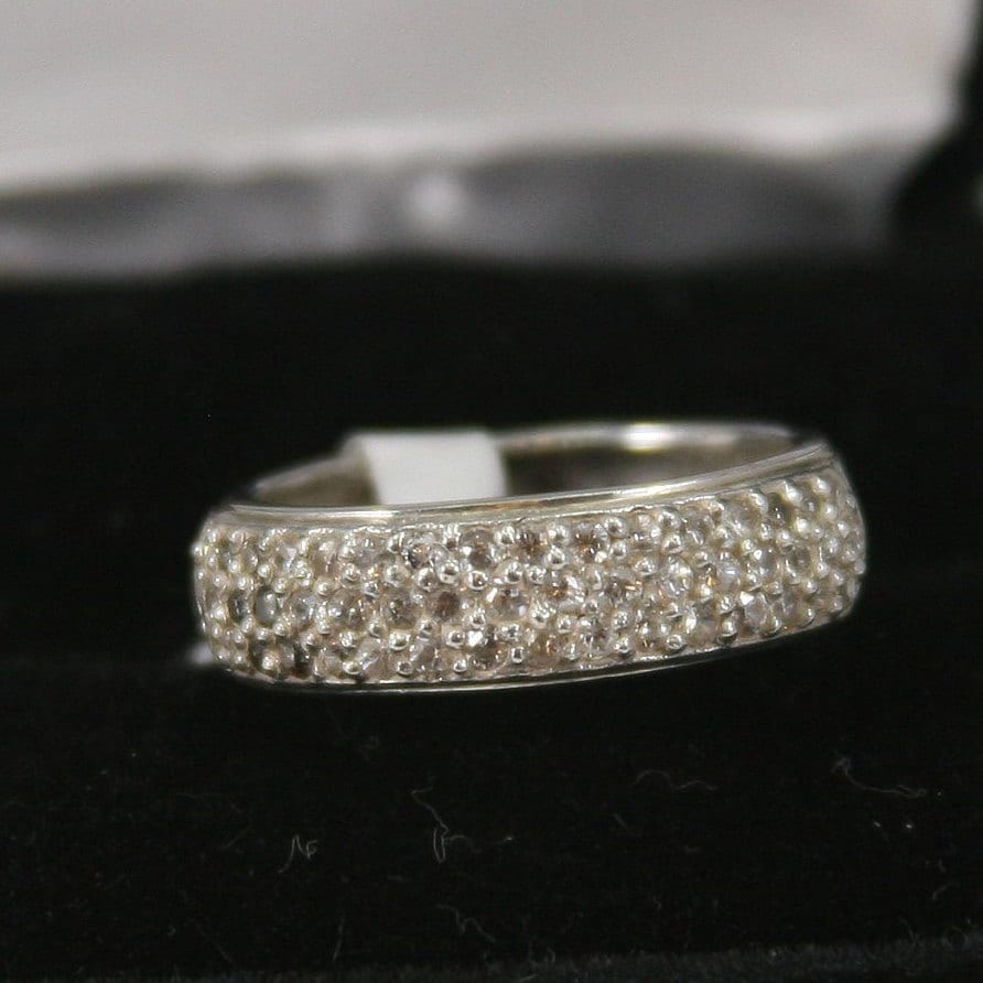 Vintage Sterling Silber Und Cz Ring 925 von EllieBsBoutiqueTN