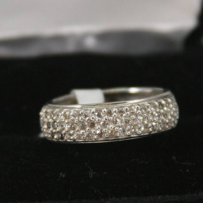 Vintage Sterling Silber Und Cz Ring 925 von EllieBsBoutiqueTN