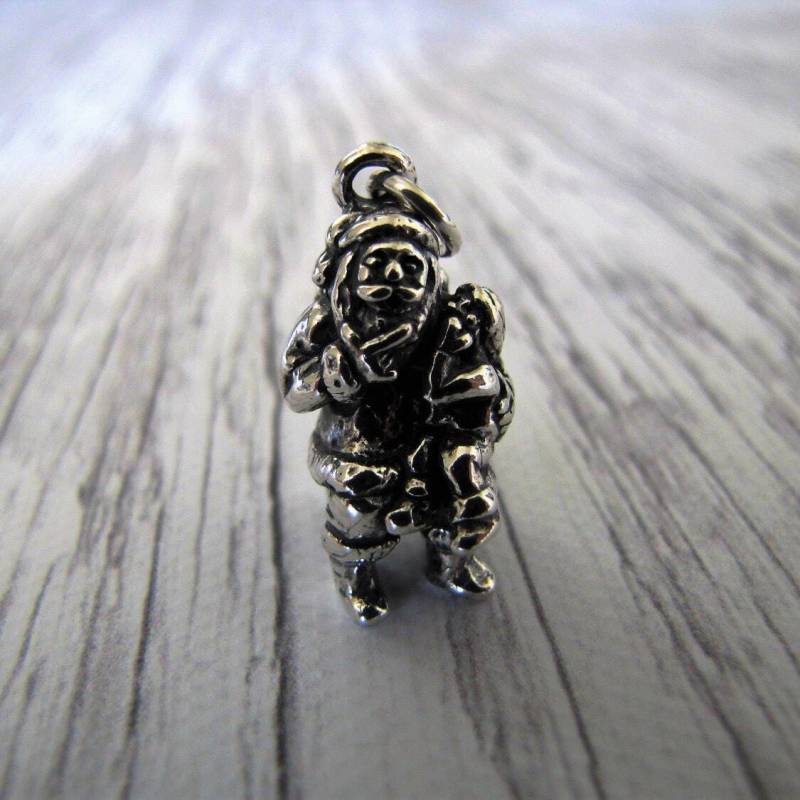 sterling Silber Santa Anhänger Mädchen Auf Schoß, Weihnachtswunsch von EllieLanceCreations