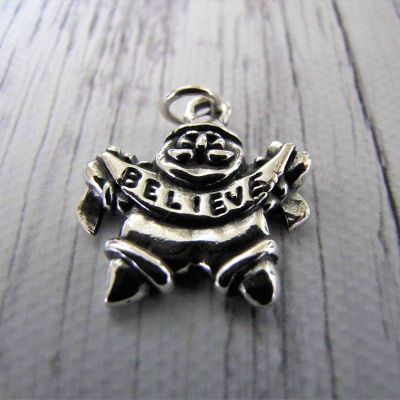 Die Freude Des Glaubens - Sterling Silber Santa Charme Geformt Wie Ein Stern Allein Oder Auf Einem Armband von EllieLanceCreations