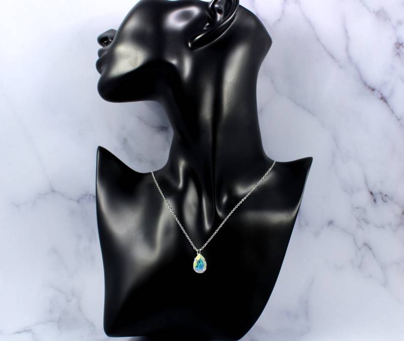 Aurora Borealis Crystal Teardrop Sterlingsilber-Kettenhalskette Mit Swarovski-Kristallen von EllipseDesign